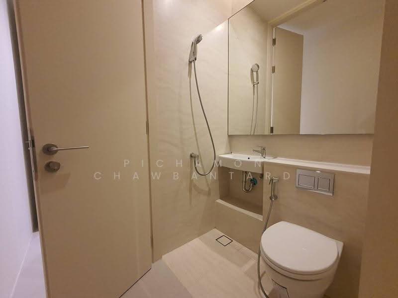 The Strand Thonglor, Bangkok, 36 Soi Sukhumvit 55, Khlong Tan Nua, Watthana, Bangkok, 3 Bedrooms, 185 sqm, Condo For Rent, by Pichamon Chawbantard, 500559541 - DDproperty.com