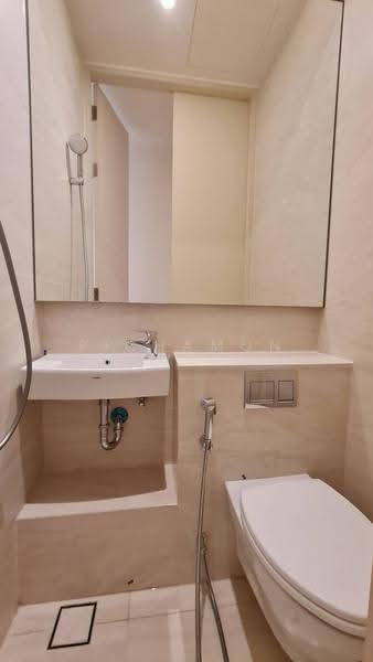 The Strand Thonglor, Bangkok, 36 Soi Sukhumvit 55, Khlong Tan Nua, Watthana, Bangkok, 3 Bedrooms, 185 sqm, Condo For Rent, by Pichamon Chawbantard, 500559541 - DDproperty.com
