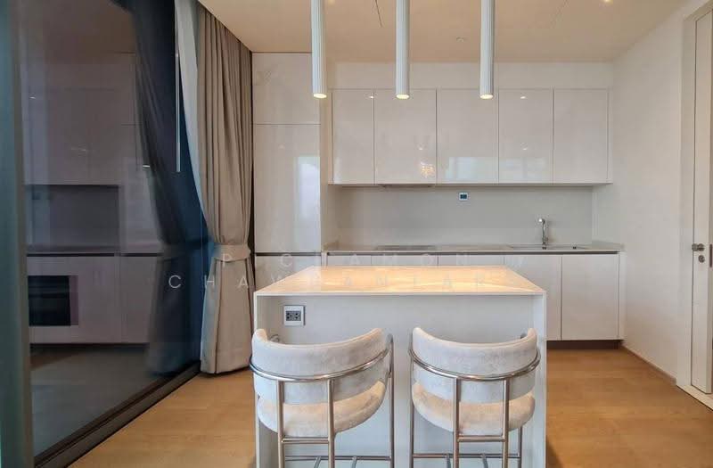 The Strand Thonglor, Bangkok, 36 Soi Sukhumvit 55, Khlong Tan Nua, Watthana, Bangkok, 3 Bedrooms, 185 sqm, Condo For Rent, by Pichamon Chawbantard, 500559541 - DDproperty.com