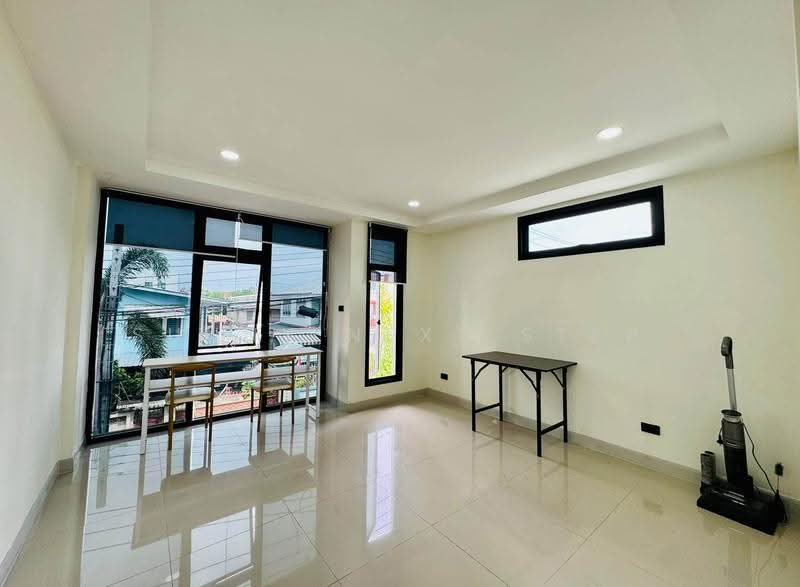 SPACE Home Office สุขุมวิท 101/, กรุงเทพ, สุขุมวิท 101/1, บางจาก, พระโขนง, กรุงเทพ, 237 ตร.ม., ทาวน์เฮ้าส์ ให้เช่า, โดย Sunny Next Step, 500559551 - DDproperty.com