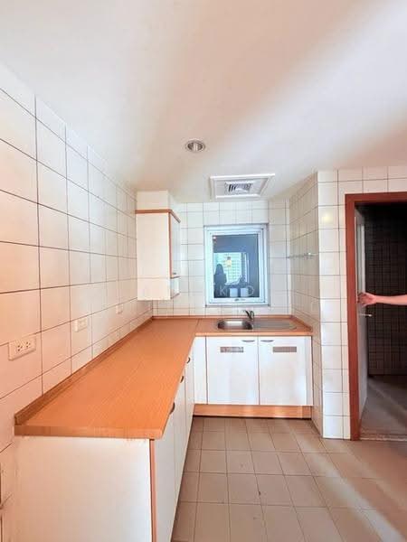 All Seasons Mansion, Bangkok, Soi Ruamrudee, Wireless Road, Lumphini, Pathum Wan, Bangkok, 3 Bedrooms, 187 sqm, Condo For Sale, by Bangkok Residential, 500559559 - DDproperty.com