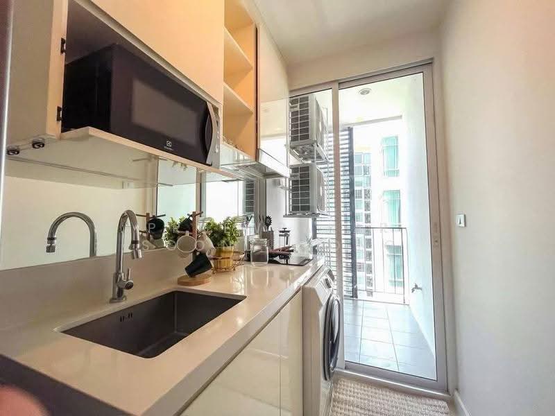 The Sky Sukhumvit, Bangkok, 103-4 Sukhumvit Road, Bang Na Nuea, Bang Na, Bangkok, 1 Bedroom, 35 sqm, Condo For Rent, by Praewpakar Soontawong, 500559576 - DDproperty.com