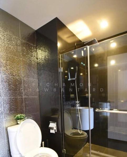 Rhythm Sukhumvit 36-38, Bangkok, 55 Soi Sukhumvit 36, Sukhumvit Road, Phra Kanong, Khlong Toei, Bangkok, 1 Bedroom, 33 sqm, Condo For Rent, by Pichamon Chawbantard, 500559639 - DDproperty.com