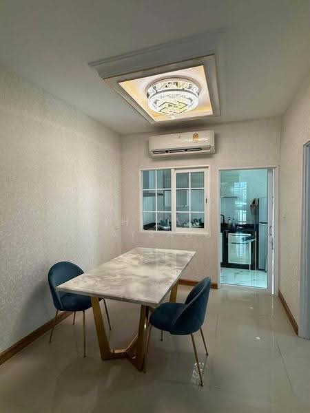 Golden Town Sathorn, Bangkok, Kanlapaphruek Road, Bangkhuntien, Chom Thong, Bangkok, 4 Bedrooms, 200 sqm, Townhouse For Rent, by Thiya​ Chaysabut, 500559645 - DDproperty.com