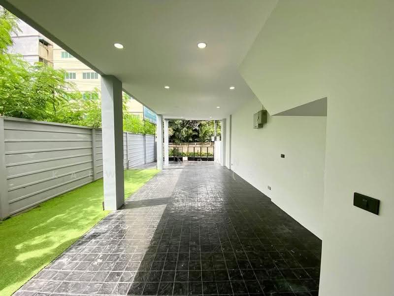 4-Storey Home Office For Rent Sukhumvit - Punnawithi - Udomsuk | 237 sq.m, Bangkok, Bang Na Tai, Bang Na, Bangkok, , 237 sqm, Shophouse For Rent, by Pornpann Kaewplang (Sand), 500559672 - DDproperty.com