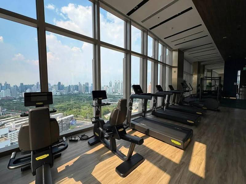 THE CROWN Residences, Bangkok, Rama 4 Road, Thung Maha Mek, Sathon, Bangkok, 1 Bedroom, 35 sqm, Condo For Rent, by Kornkanok Sonvichai, 500559752 - DDproperty.com