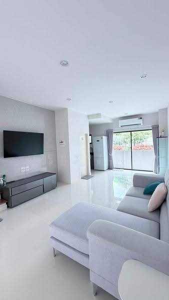Baan Klang Muang Watcharapol, Bangkok, สุขาภิบาล 5, O-Ngoen, Sai Mai, Bangkok, 3 Bedrooms, 152 sqm, Townhouse For Rent, by Connex Property, 500559760 - DDproperty.com