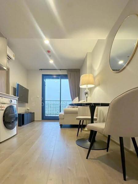 THE CROWN Residences, Bangkok, Rama 4 Road, Thung Maha Mek, Sathon, Bangkok, 1 Bedroom, 35 sqm, Condo For Rent, by Kornkanok Sonvichai, 500559761 - DDproperty.com