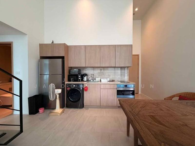 The Lofts Silom, Bangkok, Pramuan Road, Silom, Bang Rak, Bangkok, 2 Bedrooms, 71 sqm, Condo For Rent, by Jettapat Jaroonpipatkun, 500559833 - DDproperty.com