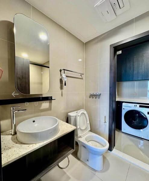 XT Huaikhwang, Bangkok, 244 Ratchadaphisek Road, Huai Khwang, Bangkok, 1 Bedroom, 35 sqm, Condo For Rent, by Trinnaya Dungsirisangthong, 500559850 - DDproperty.com