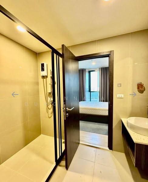 XT Huaikhwang, Bangkok, 244 Ratchadaphisek Road, Huai Khwang, Bangkok, 1 Bedroom, 35 sqm, Condo For Rent, by Trinnaya Dungsirisangthong, 500559850 - DDproperty.com