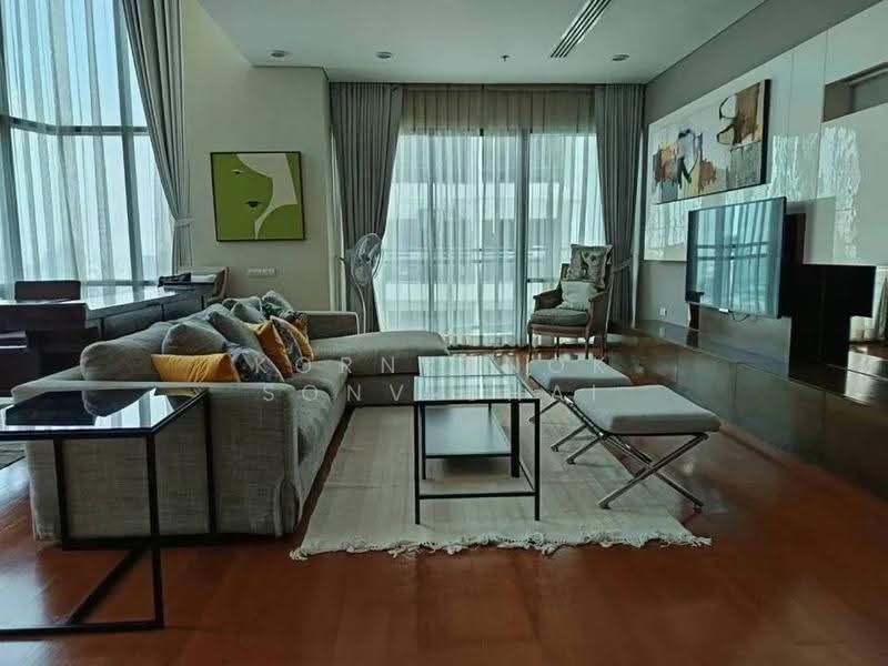Bright Sukhumvit 24, Bangkok, Sukhumvit 24 Alley, Khong Tan, Khlong Toei, Bangkok, 3 Bedrooms, 200 sqm, Condo For Rent, by Kornkanok Sonvichai, 500559878 - DDproperty.com
