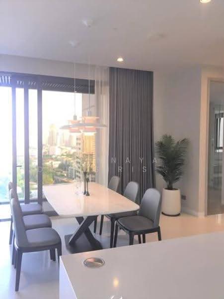 Vittorio 39, Bangkok, 8 Sukhumvit, Khlong Tan Nua, Watthana, Bangkok, 2 Bedrooms, 137 sqm, Condo For Sale, by Trinnaya Dungsirisangthong, 500559896 - DDproperty.com