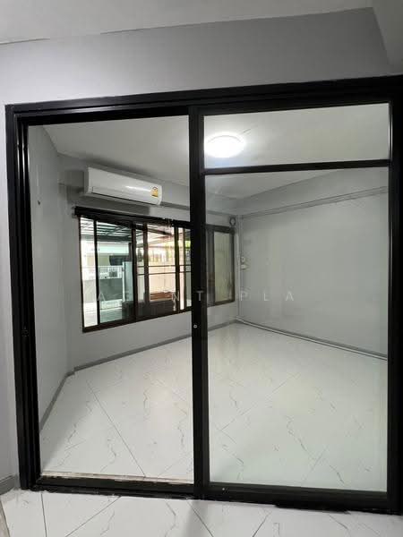 บ้านให้เช่า ใกล้บีทีเอสสถานีเอกมัย-รับสัตว์เลี้ยง สามารถจดทะเบียนบริษัทได้ (SPSAD4174), กรุงเทพ, คลองตันเหนือ, วัฒนา, กรุงเทพ, 100 ตร.ม., ทาวน์เฮ้าส์ ให้เช่า, โดย Agent Pla, 500559909 - DDproperty.com