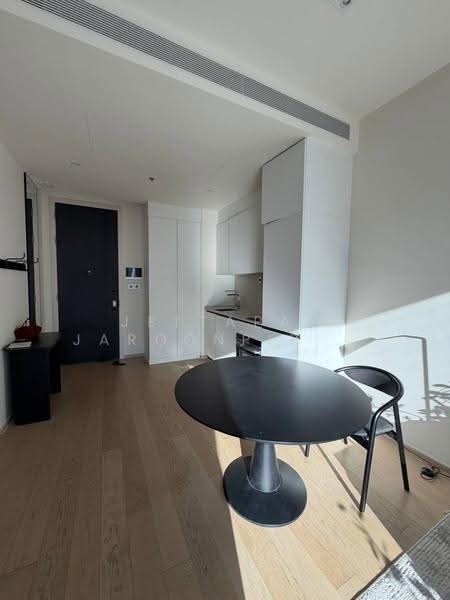 The Strand Thonglor, Bangkok, 36 Soi Sukhumvit 55, Khlong Tan Nua, Watthana, Bangkok, 1 Bedroom, 55 sqm, Condo For Rent, by Jettapat Jaroonpipatkun, 500559923 - DDproperty.com