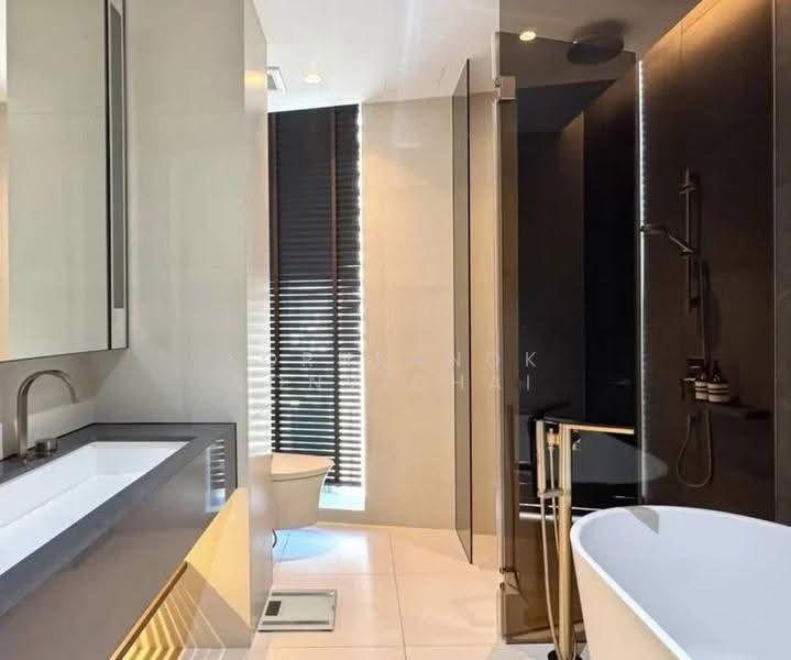 The Estelle Phrom Phong, Bangkok, 131 Soi Sukhumvit 26, Khong Tan, Khlong Toei, Bangkok, 2 Bedrooms, 143 sqm, Condo For Rent, by Kornkanok Sonvichai, 500559926 - DDproperty.com
