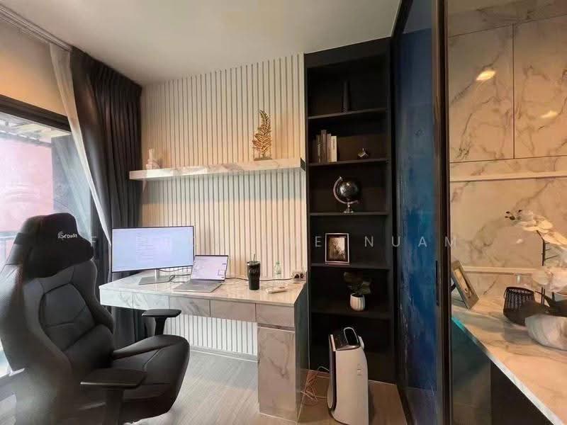 Life Asoke Hype, Bangkok, 339 Chaturathit Rd, Makkasan, Ratchathewi, Bangkok, 1 Bedroom, 35 sqm, Condo For Rent, by Farida Phetnuam, 500559945 - DDproperty.com