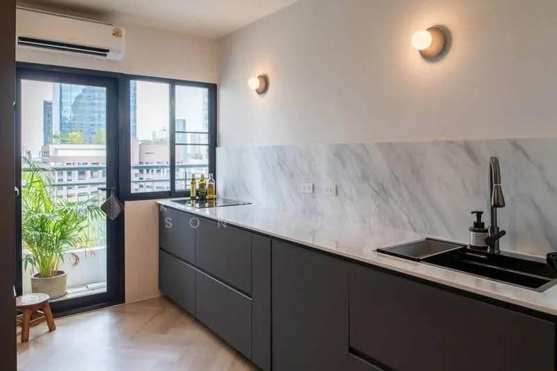 Liberty Park 2, Bangkok, 55 Soi Sukhumvit 11, Khlongtoei Nua, Watthana, Bangkok, 2 Bedrooms, 108 sqm, Condo For Rent, by Kornkanok Sonvichai, 500559951 - DDproperty.com