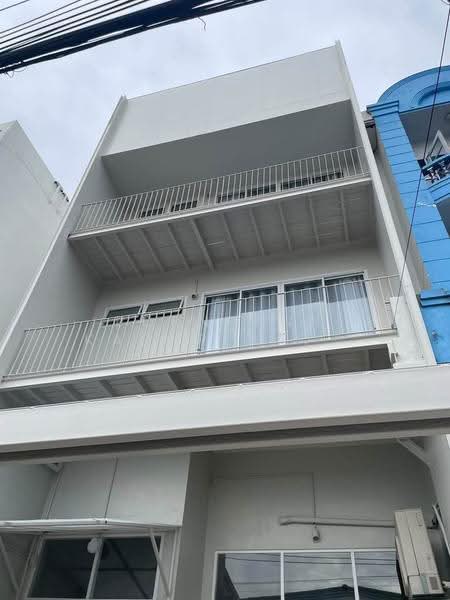 3-Storey Townhome / Home Office For Rent Ratchada - Sutthisan - Huai Khwang | 25.5 sq.w, Bangkok, Samsen Nok, Huai Khwang, Bangkok, , 200 sqm, Shophouse For Rent, by Pornpann Kaewplang (Sand), 500559953 - DDproperty.com