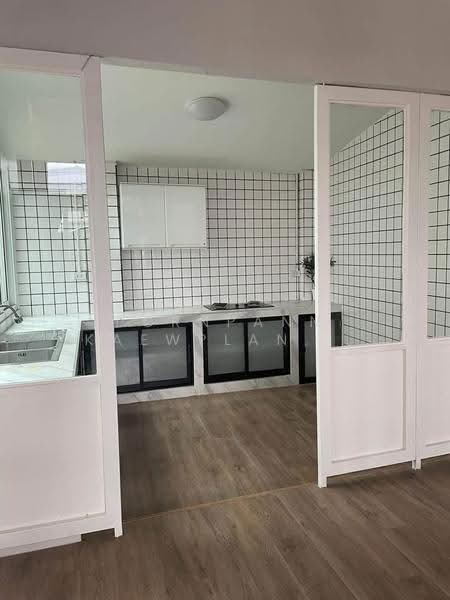 ให้เช่า ทาวน์โฮม / โฮมออฟฟิศ 3 ชั้น รัชดา - สุทธิสาร - ห้วยขวาง | 25.5 ตร.ว. MRT สุทธิสาร / ห้วยขวาง, กรุงเทพ, สามเสนนอก, ห้วยขวาง, กรุงเทพ, 200 ตร.ม., ตึกแถว-อาคารพาณิชย์ ให้เช่า, โดย Pornpann Kaewplang (Sand), 500559953 - DDproperty.com