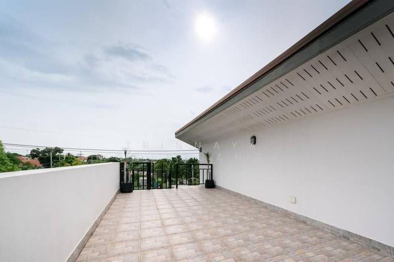 3-BR House, Bangkok, Lam Phak Chi, Nong Chok, Bangkok, 3 Bedrooms, 204 sqm, Single Detached House For Sale, by Trinnaya Dungsirisangthong, 500559996 - DDproperty.com