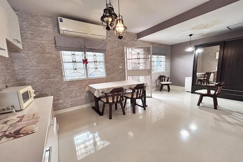 Pruksa Ville 50/2 Ramkhamhaeng, Bangkok, Ramkhamhaeng Road, Soi Miss Teen, Saphan Sung, Bangkok, 3 Bedrooms, 120 sqm, Single Detached House For Sale, by สง่าชัย ไทรทองคำ, 500560014 - DDproperty.com