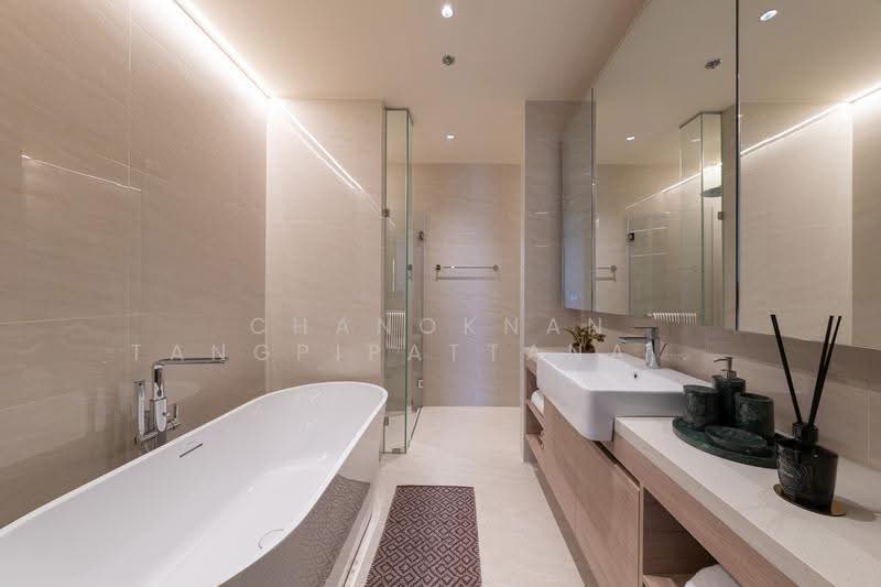 Noble Form Thonglor, Bangkok, Sukhumvit 55, Khlong Tan Nua, Watthana, Bangkok, 3 Bedrooms, 161 sqm, Condo For Sale, by Chanoknan Tangpipattanapong, 500560030 - DDproperty.com