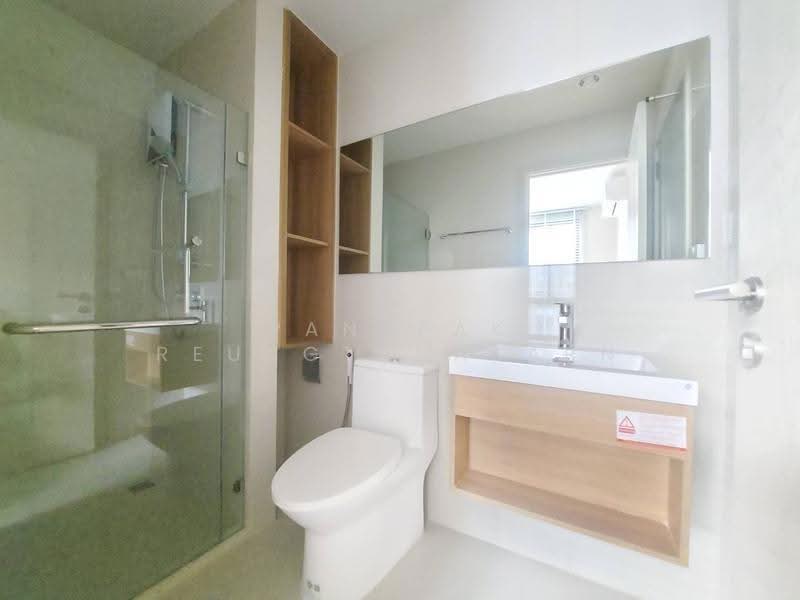 NUE Noble Centre Bangna, Bangkok, Bangna-Trad Road, Bang Na, Bangkok, 2 Bedrooms, 35 sqm, Condo For Rent, by Panupak Reungtanasarn, 500560117 - DDproperty.com