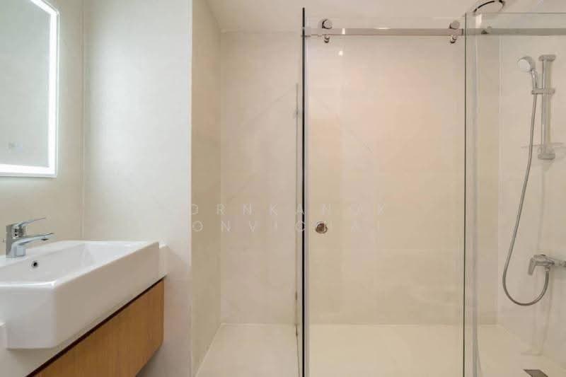 Von Napa Sukhumvit 38, Bangkok, Soi Sukhumvit 38, Phra Kanong, Khlong Toei, Bangkok, 2 Bedrooms, 105 sqm, Condo For Rent, by Kornkanok Sonvichai, 500560124 - DDproperty.com