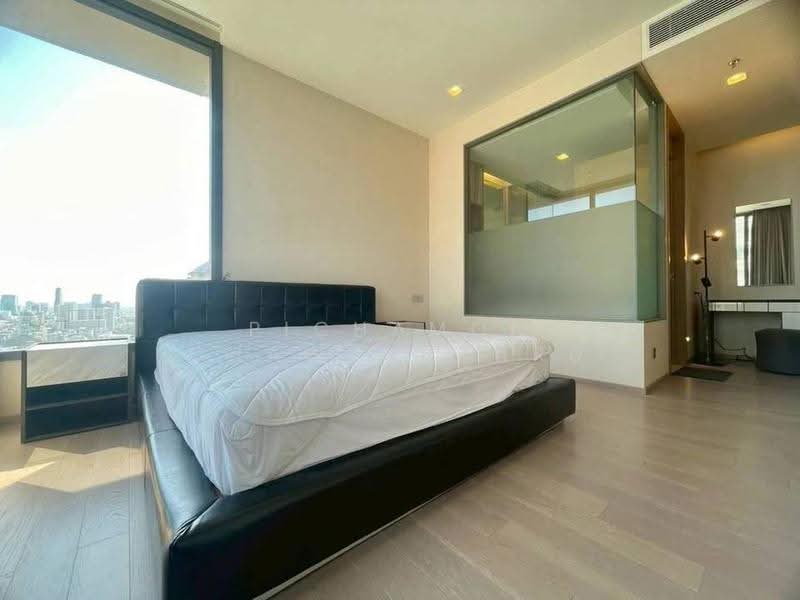 The Esse Asoke, Bangkok, 333 Soi Sukhumvit 21, Sukhumvit Road, Khlongtoei Nua, Watthana, Bangkok, 1 Bedroom, 52 sqm, Condo For Rent, by Pichamon Chawbantard, 500560128 - DDproperty.com