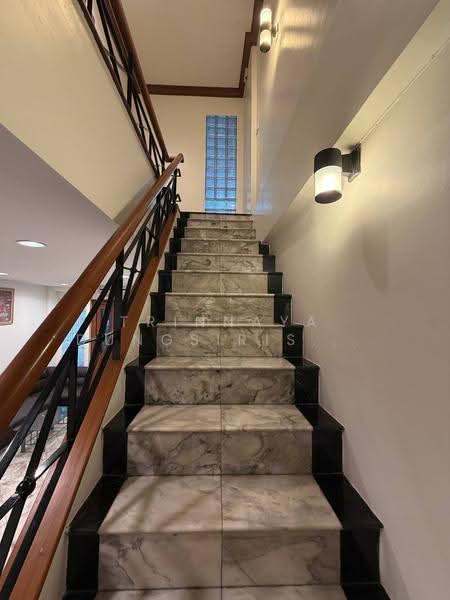 4-BR House, Bangkok, Bang Bamru, Bang Phlat, Bangkok, 4 Bedrooms, 104 sqm, Single Detached House For Rent, by Trinnaya Dungsirisangthong, 500560144 - DDproperty.com
