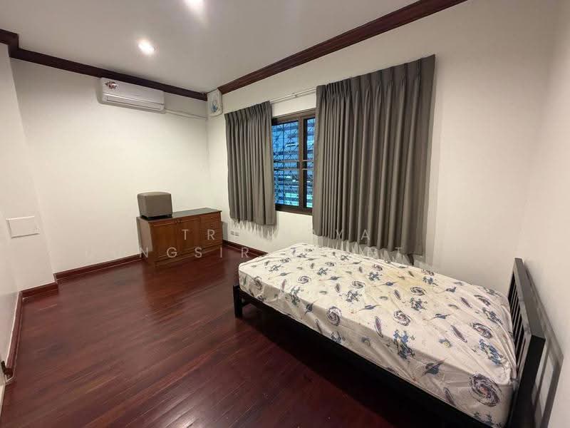 4-BR House, Bangkok, Bang Bamru, Bang Phlat, Bangkok, 4 Bedrooms, 104 sqm, Single Detached House For Rent, by Trinnaya Dungsirisangthong, 500560144 - DDproperty.com