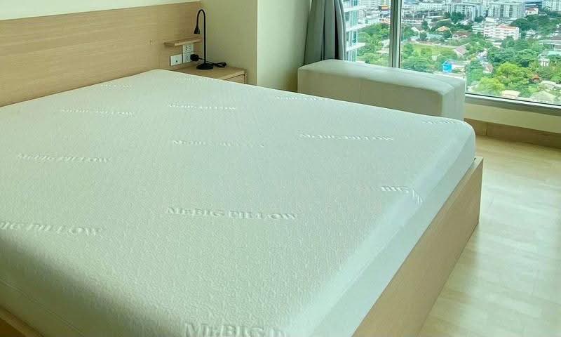 Rhythm Ratchada, Bangkok, 558 Ratchadaphisek Road, Samsen Nok, Huai Khwang, Bangkok, 1 Bedroom, 72 sqm, Condo For Rent, by Pichamon Chawbantard, 500560154 - DDproperty.com
