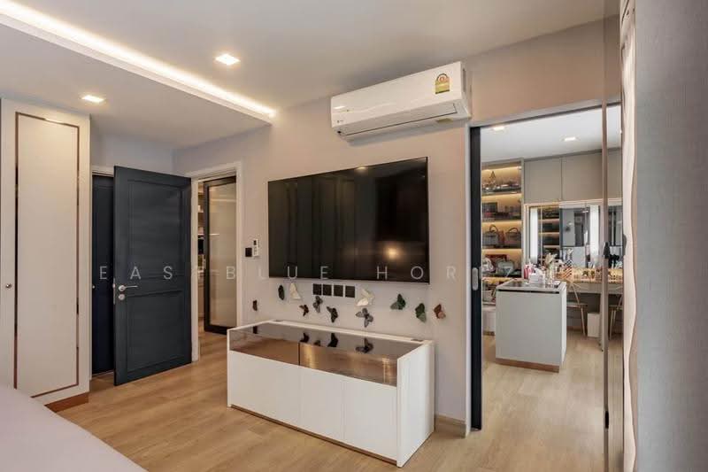 Maestro 01 Sathorn-Yenakat : มาเอสโตร 01 สาทร-เย็นอากาศ, กรุงเทพ, 14 ถนนเย็นอากาศ, ทุ่งมหาเมฆ, สาทร, กรุงเทพ, 80 ตร.ม., คอนโด ขาย, โดย Eastblue Horizon, 500560174 - DDproperty.com