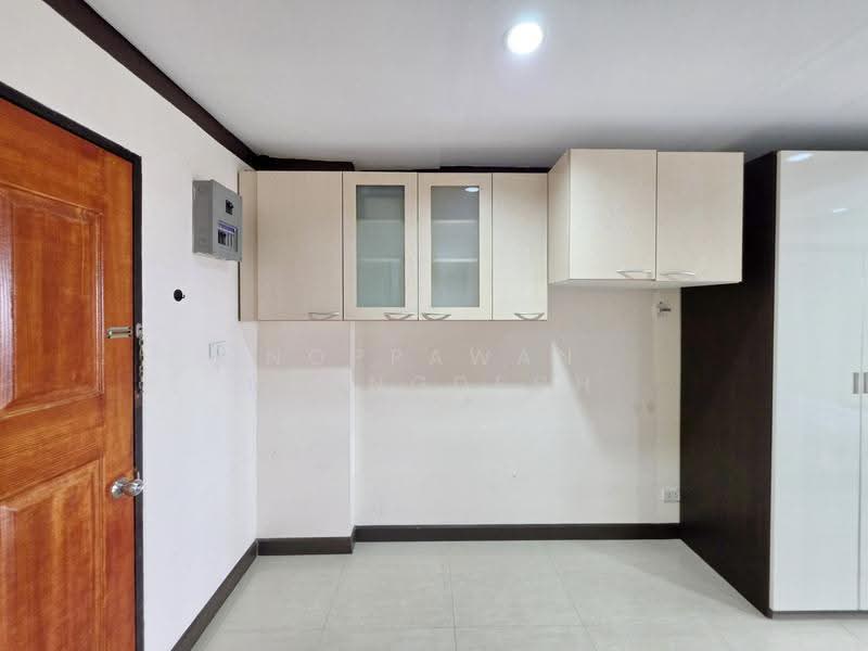 Ratchada Terrace Condominium, Bangkok, Phaholyothin, Jom Phon, Chatuchak, Bangkok, Studio, 36 sqm, Condo For Sale, by Noppawan Ruangdech, 500560185 - DDproperty.com