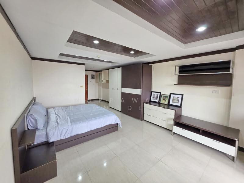 Ratchada Terrace Condominium, Bangkok, Phaholyothin, Jom Phon, Chatuchak, Bangkok, Studio, 36 sqm, Condo For Sale, by Noppawan Ruangdech, 500560185 - DDproperty.com