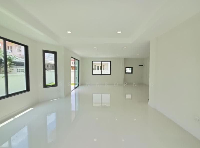 Chaiyapruek Bangbuathong, Nonthaburi, Soi Chaiyapruek Village, Bang Bua Thong, Nonthaburi, 4 Bedrooms, 180 sqm, Single Detached House For Sale, by Angsanaporn D, 500560188 - DDproperty.com