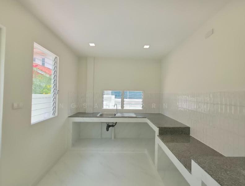 Chaiyapruek Bangbuathong, Nonthaburi, Soi Chaiyapruek Village, Bang Bua Thong, Nonthaburi, 4 Bedrooms, 180 sqm, Single Detached House For Sale, by Angsanaporn D, 500560188 - DDproperty.com