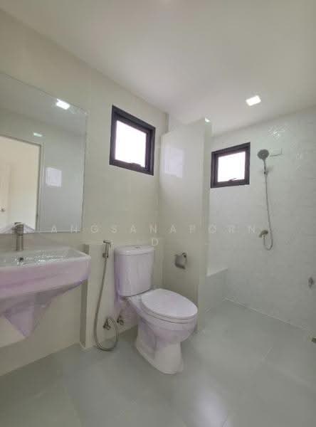 Chaiyapruek Bangbuathong, Nonthaburi, Soi Chaiyapruek Village, Bang Bua Thong, Nonthaburi, 4 Bedrooms, 180 sqm, Single Detached House For Sale, by Angsanaporn D, 500560188 - DDproperty.com