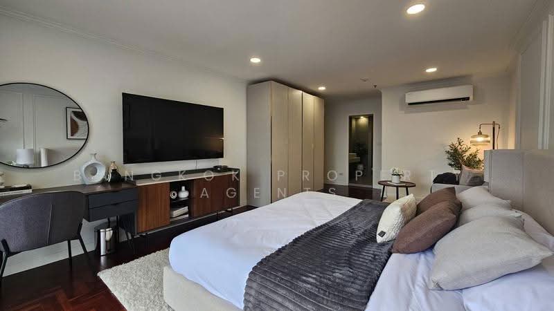 Sukhumvit Suite, Bangkok, 19 Soi Sukhumvit 13, Khlongtoei Nua, Watthana, Bangkok, 3 Bedrooms, 200 sqm, Condo For Rent, by BANGKOK PROPERTY AGENTS, 500560239 - DDproperty.com