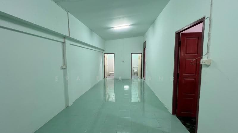 บ้านแฝดชั้นเดียว ห้องริม มบ.บานเย็นวิลล่า ต.หัวเตย, Surat Thani, Hua Toei, Phunphin, Surat Thani, 2 Bedrooms, 200 sqm, Semi-Detached House (Twin House) For Sale, by ERA Thailand, 500560255 - DDproperty.com