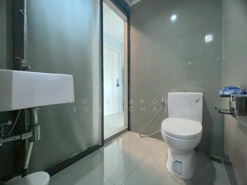 Rhythm Sukhumvit 42, Bangkok, Soi Sukhumvit 42, Sukhumvit Road, Phra Kanong, Khlong Toei, Bangkok, 1 Bedroom, 45 sqm, Condo For Rent, by Kornkanok Sonvichai, 500560256 - DDproperty.com