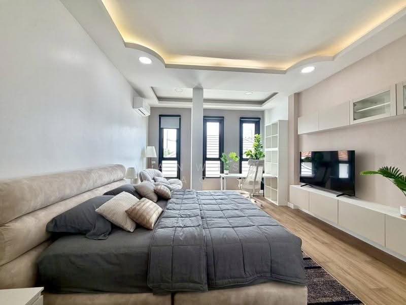 The Shades Villas, chon-buri, Nong Pru, Bang Lamung (Pattaya), Chon Buri (Pattaya), 5 Bedrooms, 408 sqm, Single Detached House For Sale, by Wanwisa Salachan, 500560258 - DDproperty.com