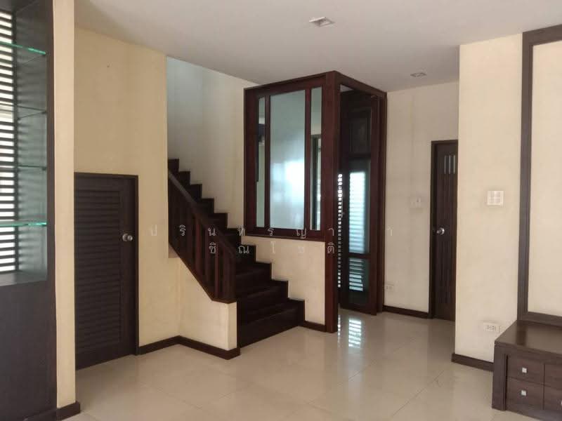 House Ratchada, Bangkok, Huai Khwang, Bangkok, 4 Bedrooms, 300 sqm, Single Detached House For Rent, by ปรินทร์ญาดา ชิณโชติ, 500560278 - DDproperty.com