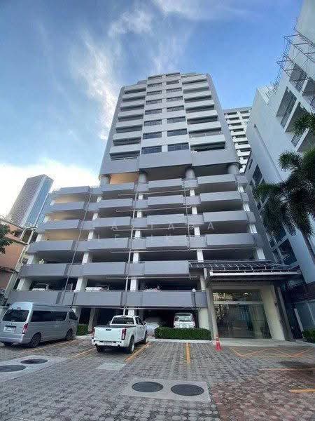 ABOVE Sukhumvit 39, Bangkok, Soi Sukhumvit 39 Sukhumvit Road, Khlong Tan Nua, Watthana, Bangkok, 1 Bedroom, 85 sqm, Condo For Sale, by Pattada Letikul, 500560306 - DDproperty.com
