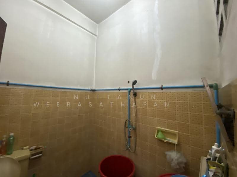 House Sukhumvit 19, Bangkok, สุขุมวิท, Khlongtoei Nua, Watthana, Bangkok, 5 Bedrooms, 200 sqm, Townhouse For Sale, by Nuttanun Weerasathapanakul, 500560307 - DDproperty.com