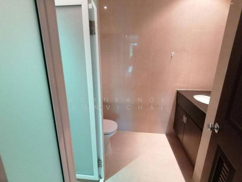 The Cadogan Private Residence, Bangkok, Soi Sukhumvit 39, Khlong Tan Nua, Watthana, Bangkok, 3 Bedrooms, 201 sqm, Condo For Rent, by Kornkanok Sonvichai, 500560323 - DDproperty.com