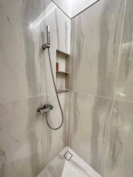 Kraam Sukhumvit 26, Bangkok, 55 Soi Sukhumvit 26 Sukhumvit Road, Khong Tan, Khlong Toei, Bangkok, 2 Bedrooms, 105 sqm, Condo For Sale, by Pattada Letikul, 500560324 - DDproperty.com