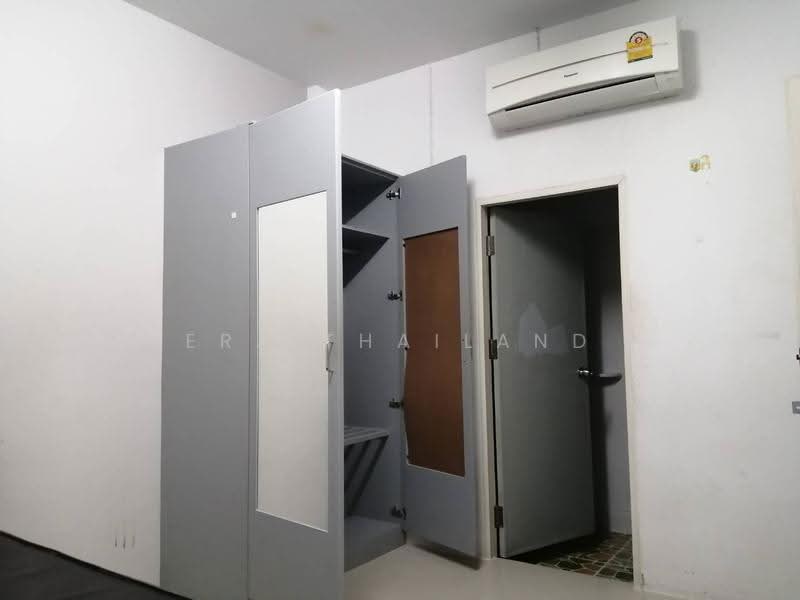 ขายกิจการหอพัก อาคารพาณิชย์ห้องริม | ซอยพิเศษ ใกล้ มอ.สุราษฎร์ฯ, สุราษฎร์ธานี, ขุนทะเล, เมืองสุราษฎร์ธานี, สุราษฎร์ธานี, 99 ตร.ม., ตึกแถว-อาคารพาณิชย์ ขาย, โดย ERA Thailand, 500560328 - DDproperty.com