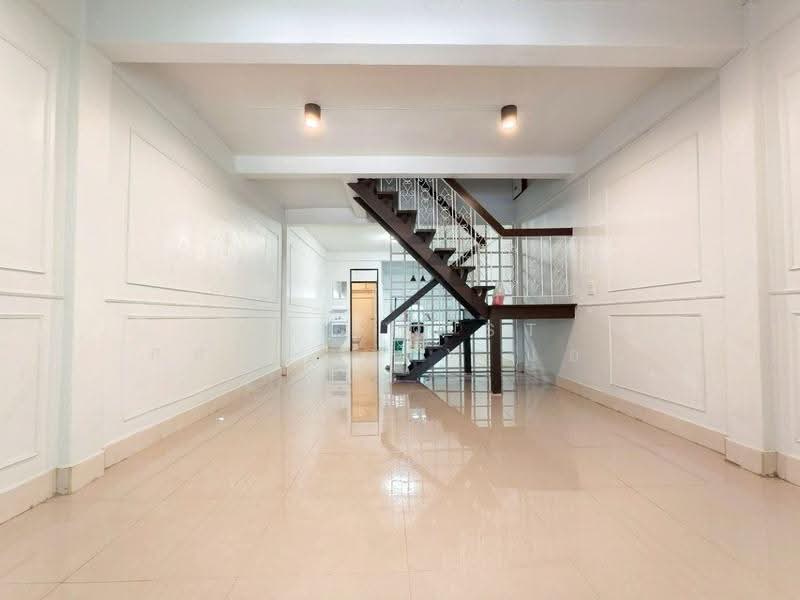 ชุมชน 300 ห้อง, Samut Sakhon, Maharchai, Muang Samut Sakhon, Samut Sakhon, 2 Bedrooms, 96 sqm, Townhouse For Sale, by The Best Property แอน, 500560368 - DDproperty.com